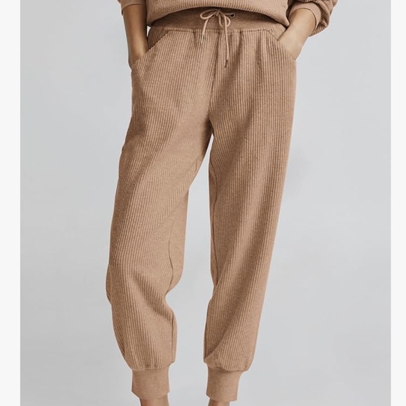 pretty garden 2 piece jogger set - Picture 2 of 4